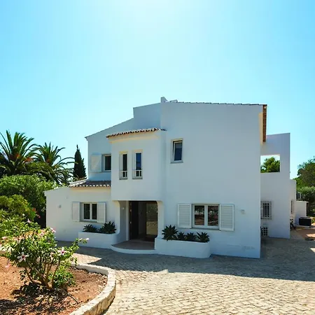 Villa Super 4 Bedroom At Clube Atlantico With Heated Private Pool Air Conditioning And Wifi *